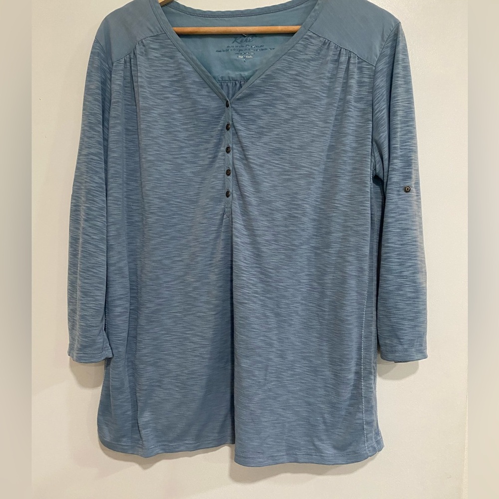 Kuhl Shasta 3/4 Henley Shirt in a stonewash blue color